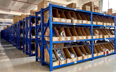 Guangzhou Hlieir Automotive Parts Co., Ltd . خط إنتاج المصنع