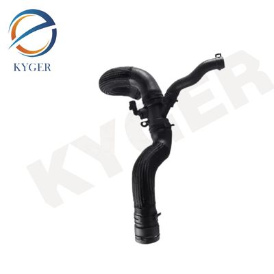 شراء C2Z18115 قطع غيار السيارات عالية الجودة محرك المبرد أنبوب المبردات المبردات أنبوب المياه أنبوب المياه مناسب لجاغوار XF 2009-2015 X250 التصنيع عبر الإنترنت
