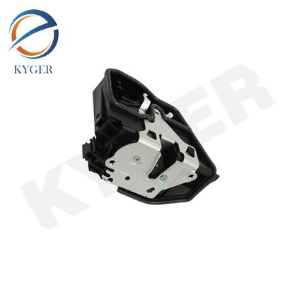شراء كيغر قطع غيار السيارات 51217202143 الأمامية الخلفية اليسار اليمنى قفل الباب المحرك 5121 7202 146 5121 7202 143 لبي ام دبليو E81 E87 E90 E60 التصنيع عبر الإنترنت