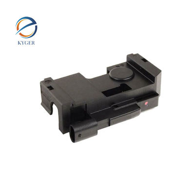 شراء 2048704458 Factory Direct Hood Lock Switch 2048703158 for Mercedes-Benz ML GLE W166 High Quality Auto Parts التصنيع عبر الإنترنت