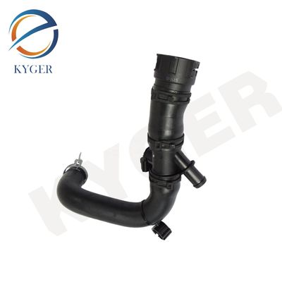 قطع غيار السيارات المحرك مرنة معززة المرفق خرطوم خرطوم التبريد LR050855 مناسبة لLAND ROVER اكتشاف 4 مشعّل خرطوم التبريد