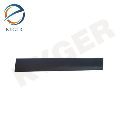 كيغر الجودة العالية قطعة السيارات LR116796 الباب الأمامي الأيمن السفلي الصبغ مناسب ل لاند روڤر ديسكوفري سبورت 2015 L550