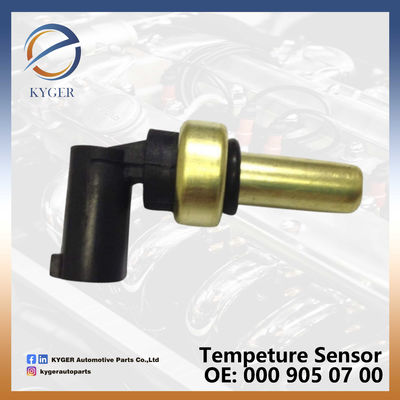 0999053800 أجزاء السيارات عالية الجودة جهاز استشعار درجة حرارة المبرد 0005425118 0009050700 لشركة مرسيدس بنز M113 M271 M275